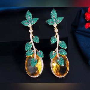 1 LEFT! Luxury Leaf Drop Earrings